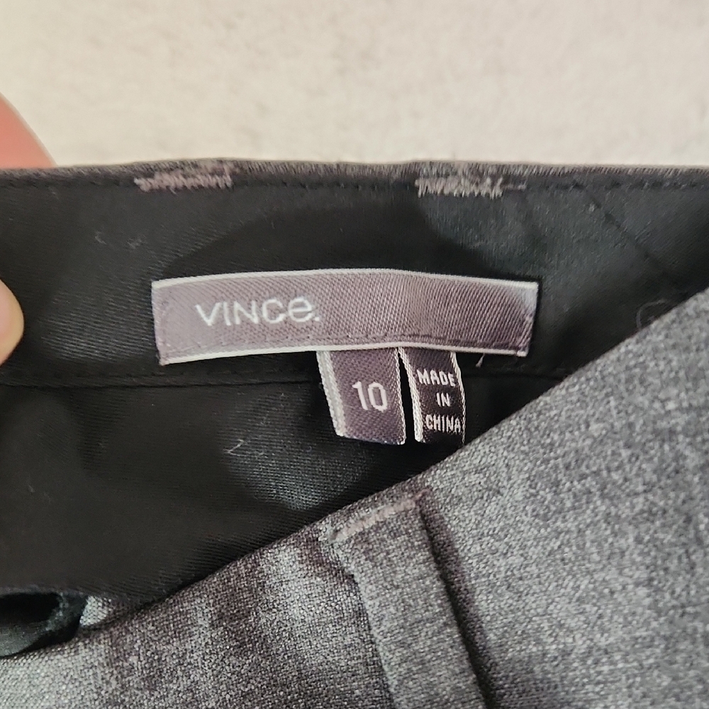 🔥 Gorgeous Vince Trousers with Zippers, Leather, Belt Loop Detail. Stretch 🔥
